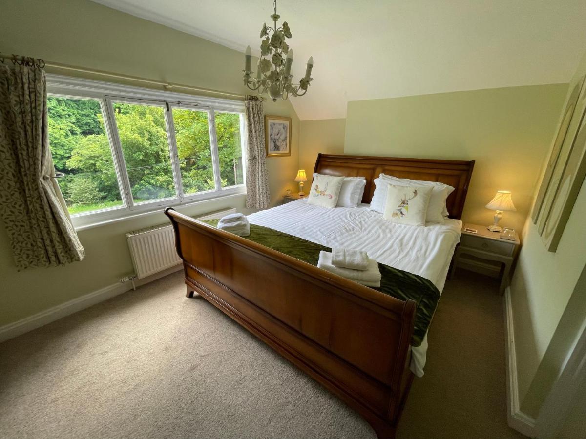The Woodlands Bed & Breakfast แซนด์เซนด์ ภายนอก รูปภาพ