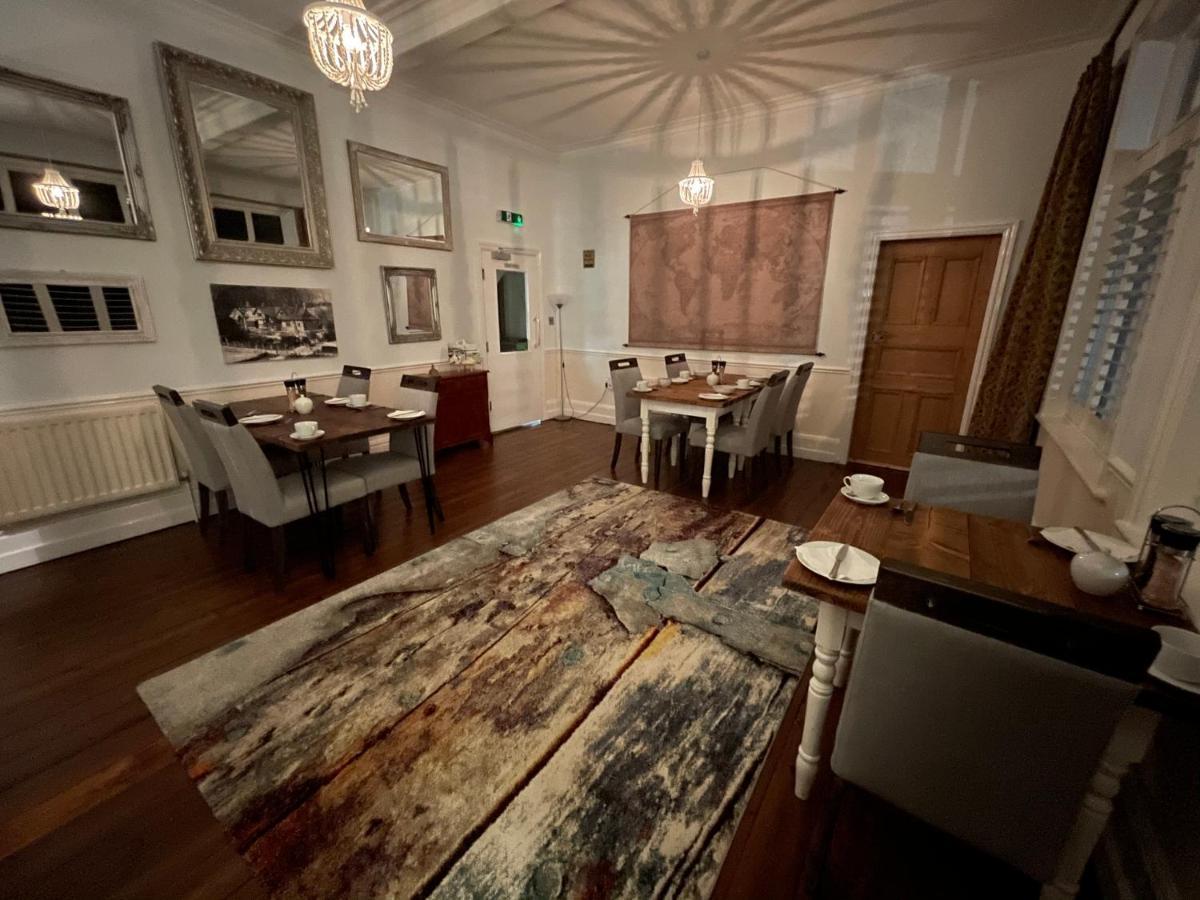 The Woodlands Bed & Breakfast แซนด์เซนด์ ภายนอก รูปภาพ