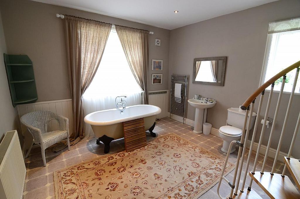 The Woodlands Bed & Breakfast แซนด์เซนด์ ภายนอก รูปภาพ